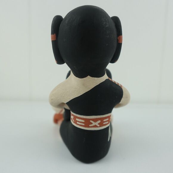 Native American Folk Art Pottery Storyteller T.H. Lujan Cochiti, New Mexico - Picture 3 of 9